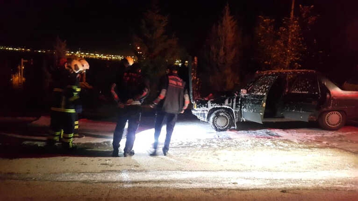 Seyir Halindeki Otomobil Alevlere Teslim Oldu