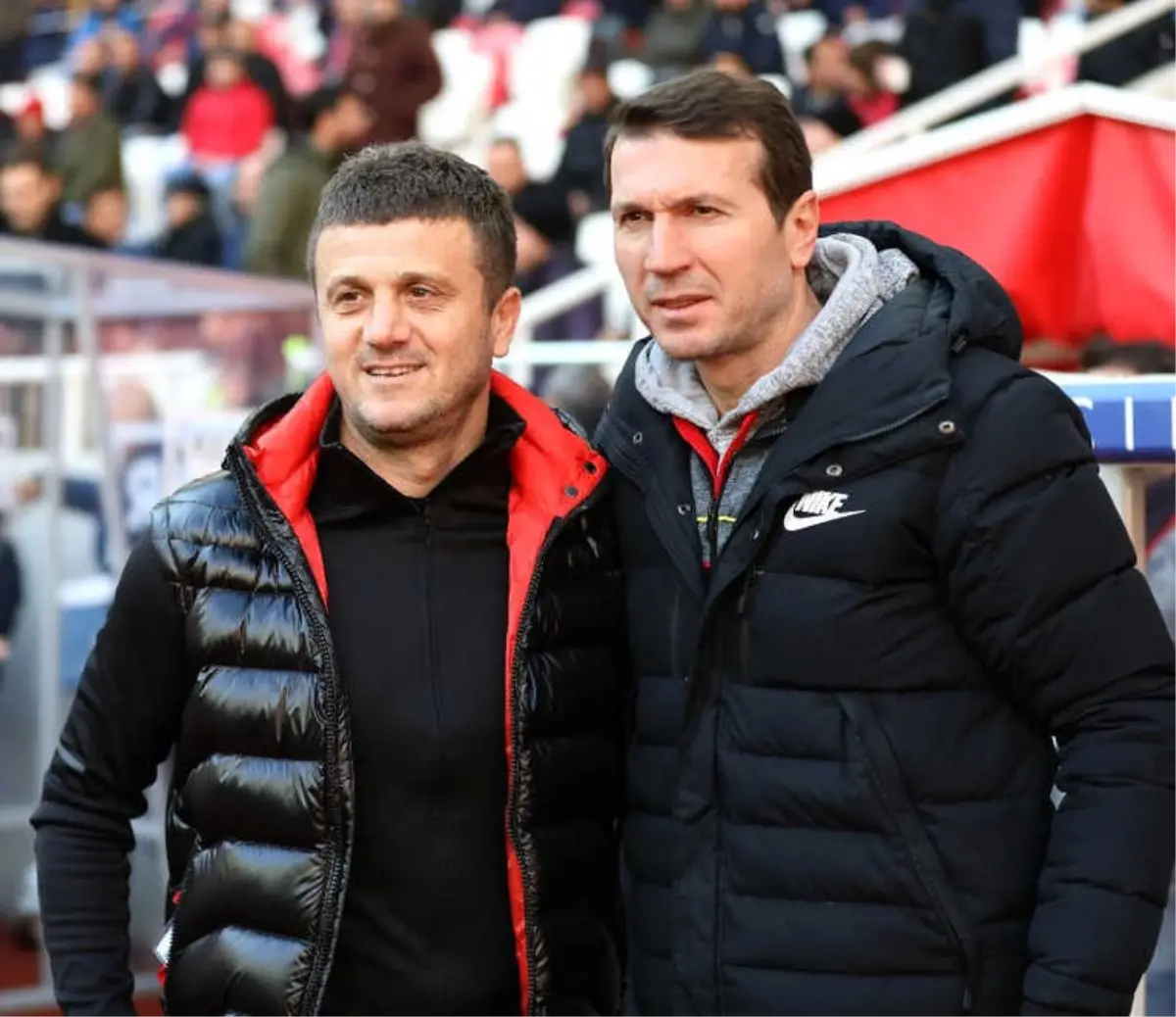 Spor Toto Süper Lig: Dg Sivasspor: 0 - Göztepe: 0 (İlk Yarı)