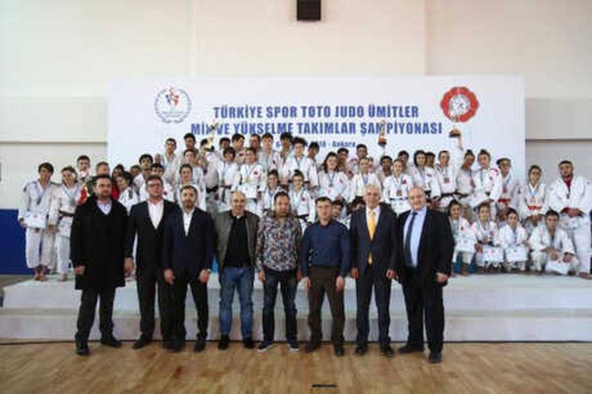Spor Toto Ümitler Judo Mix 1\'inci Ligi\'ni Kocaeli Bbsk Lider Tamamladı