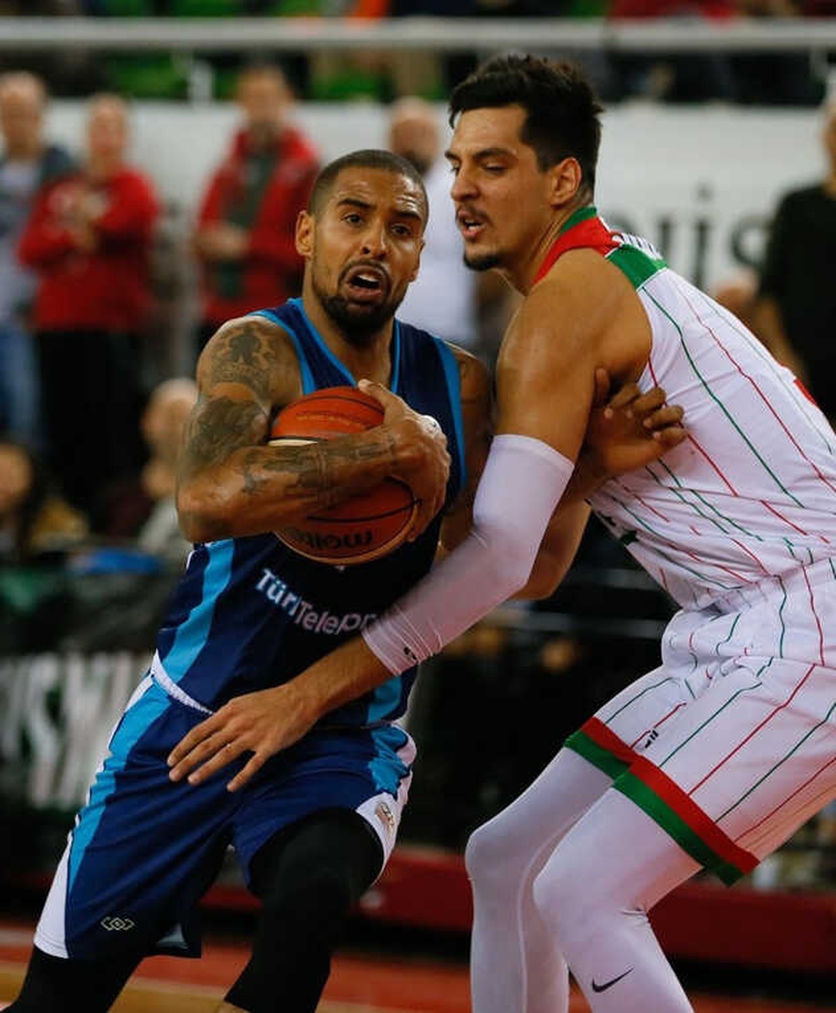 Tahincioğlu Basketbol Süper Ligi: Pınar Karşıyaka: 86 - Türk Telekom: 89