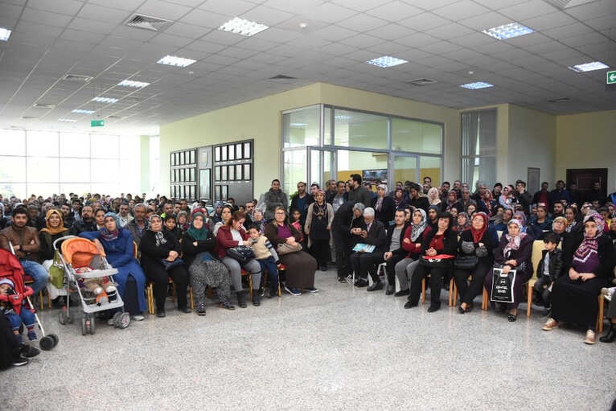 Tarsus Belediyesi\'nde Toplu Konut İçin Kura Heyecanı Yaşandı