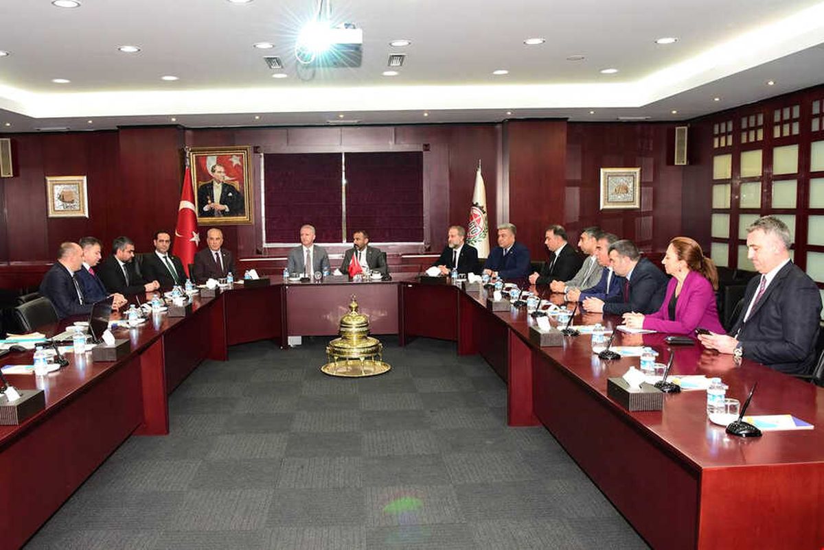 Vali Davut Gül; "Esnaf Mutluysa Şehir Mutludur"