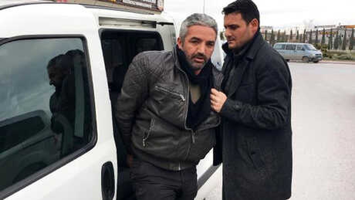 Bankaya, Soygun İçin Girmiş