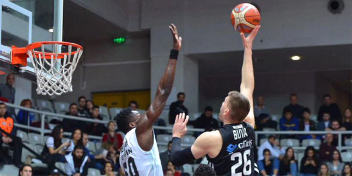 Beşiktaş Sompo Japan: 81 - Darüşşafaka Tekfen: 72