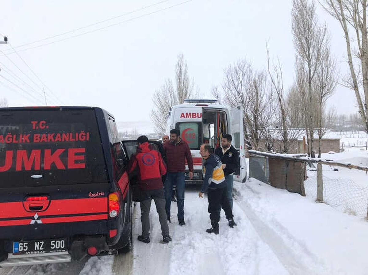 Özalp\'ta Hasta Kurtarma Operasyonu