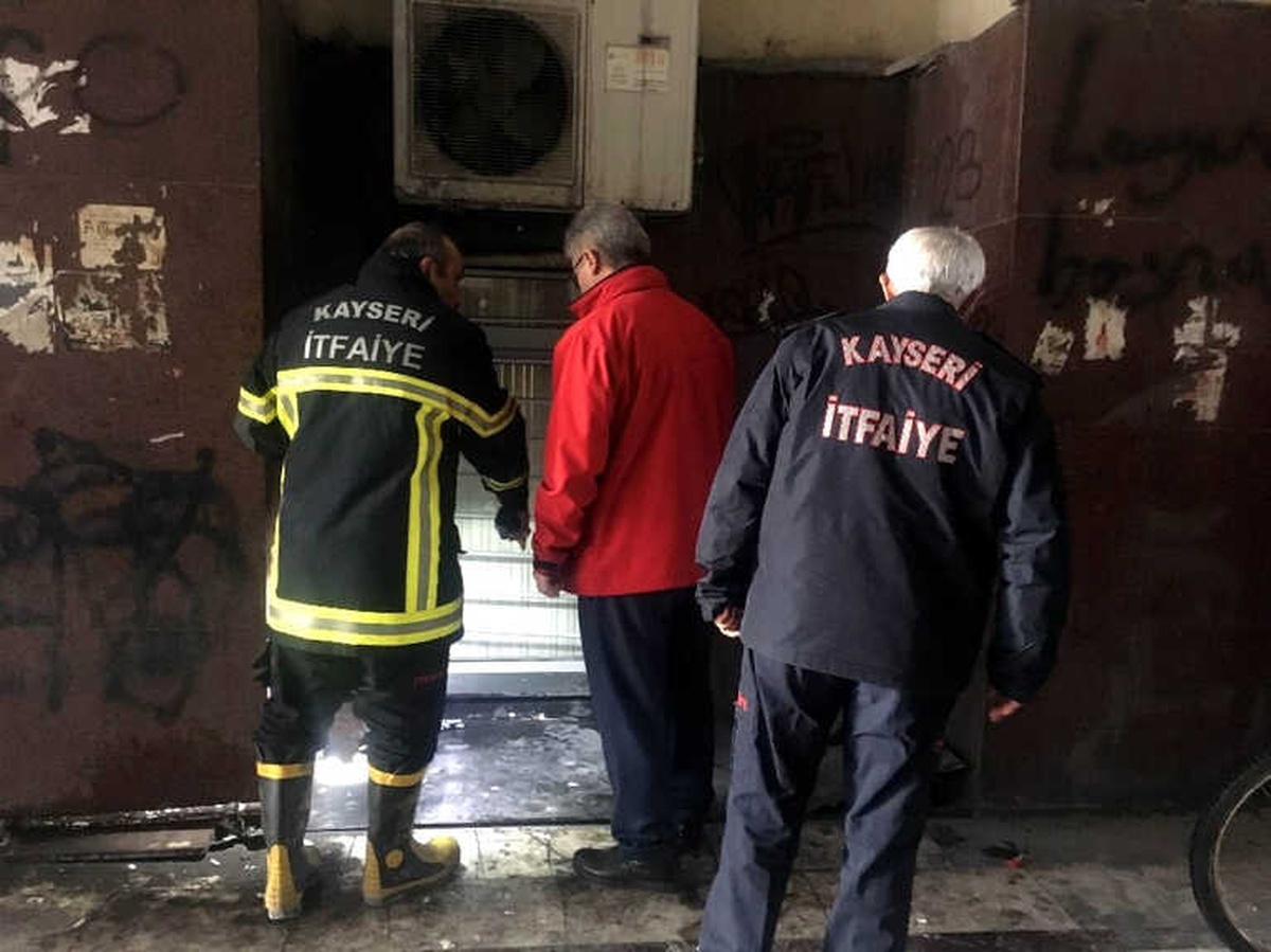 Sigara İzmariti Az Daha Yangına Sebep Oldu