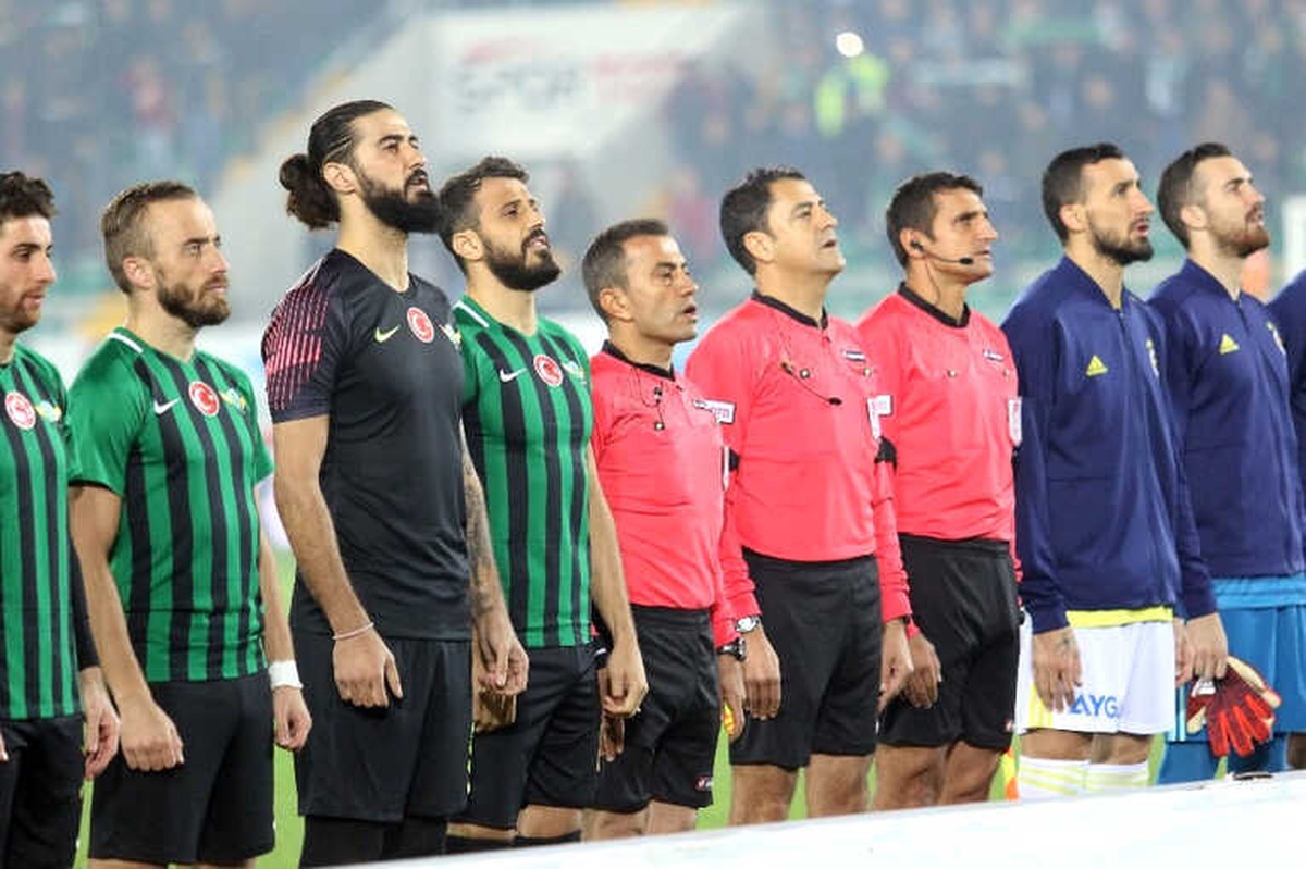 Spor Toto Süper Lig: Akhisarspor: 1 - Fenerbahçe: 0 (İlk Yarı)