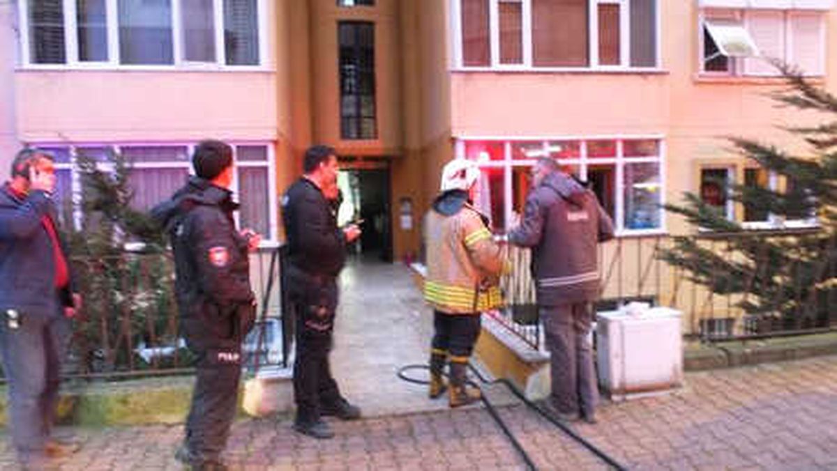 Üsküdar\'da Yangın Paniği