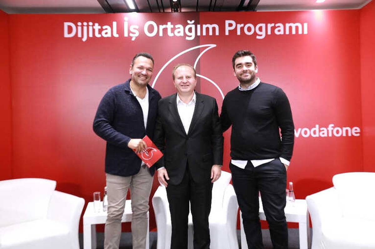 Verimliliğini Artırmak İsteyen Kobi\'lere İşin Sırrı Ali Sunal Moderatörlüğünde Dijital İş Ortağım...