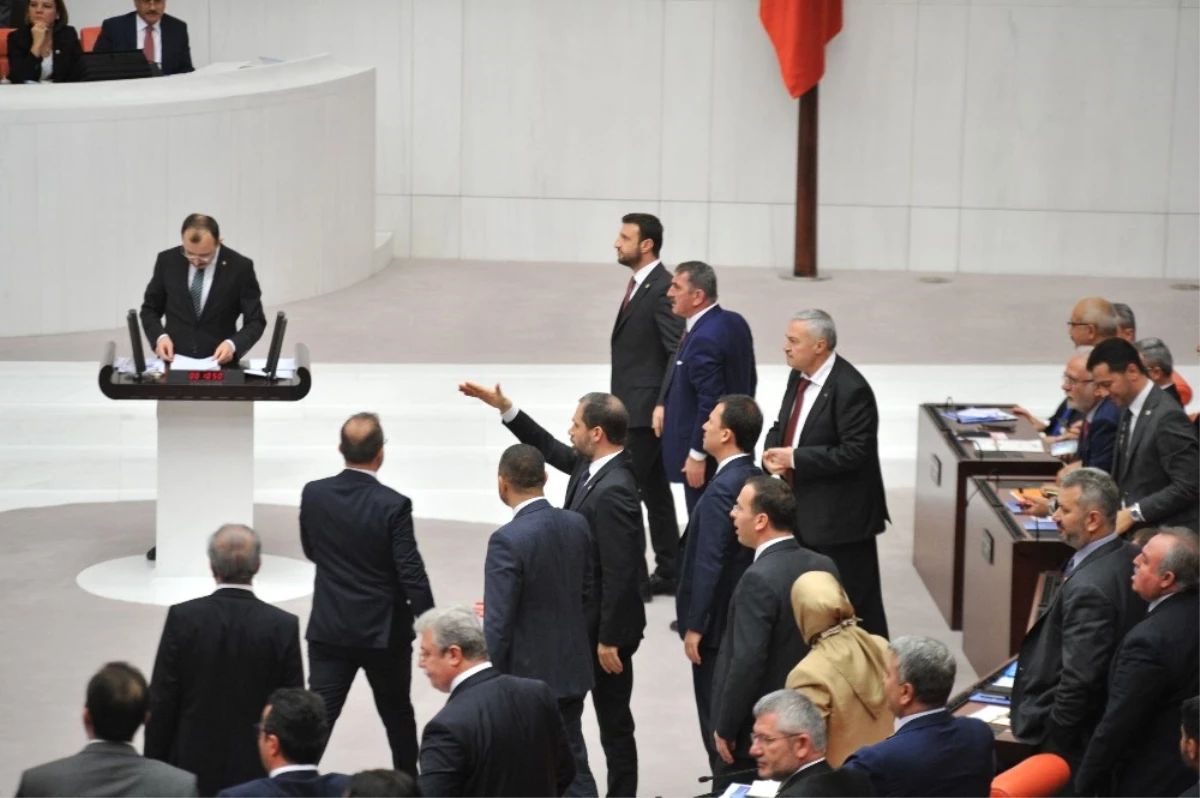 AK Parti Grup Başkanvekili Muş: "Kılıçdaroğlu\'nu Devirecek Tek Kişi Demirtaş\'tır"