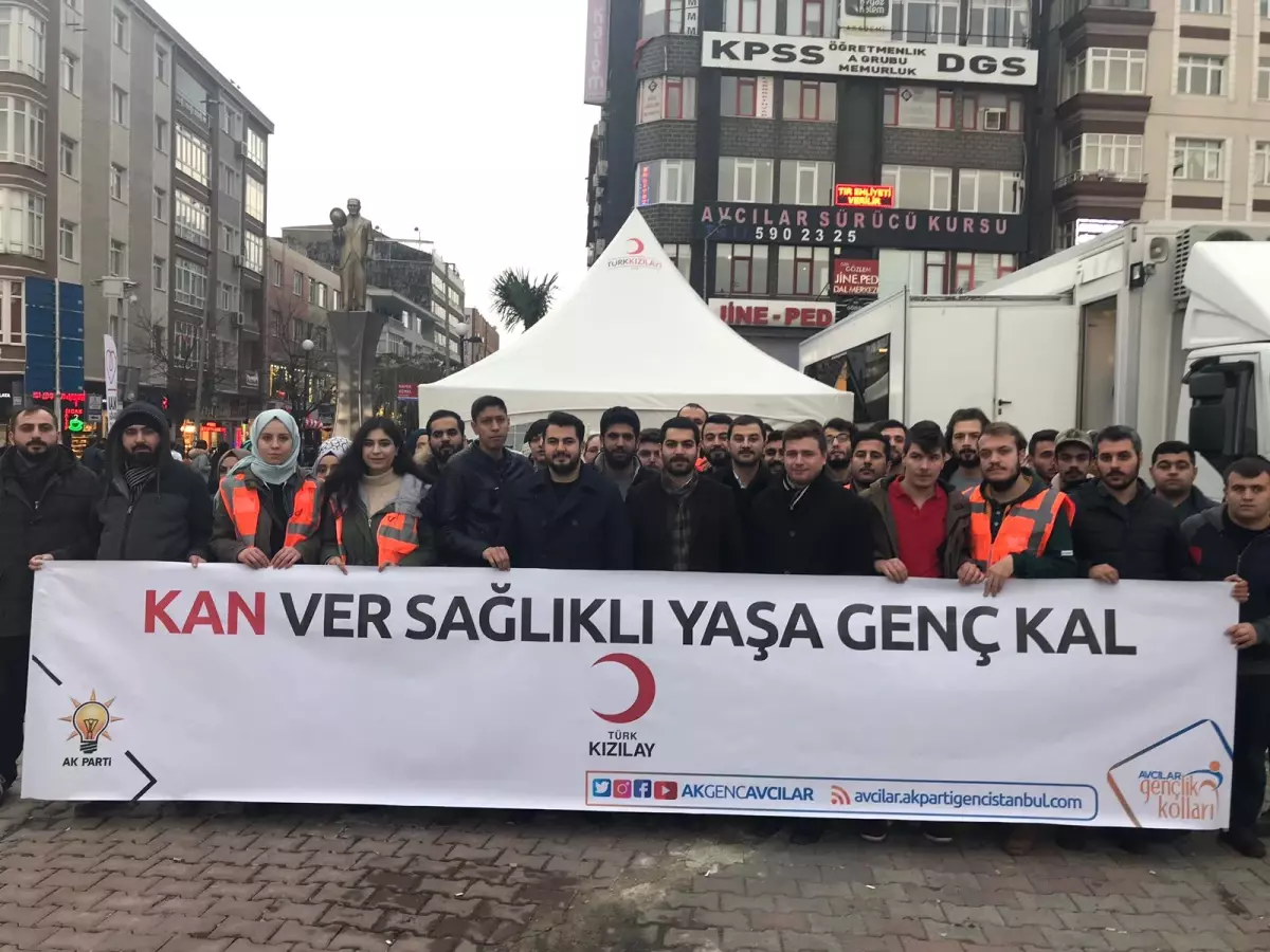 AK Parti\'li Gençlerden Anlamlı Davranış