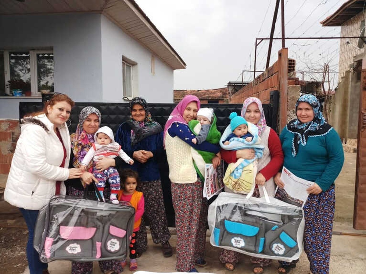 Alaşehir Belediyesi\'nden \'Hoşgeldin Bebek\' Projesi