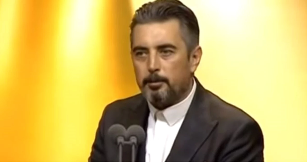 Altın Kelebek Ödülleri\'nde Ödül Alan Ali İhsan Varol\'dan Acun Ilıcalı\'ya Gönderme: Bizi Direkt Kovdular
