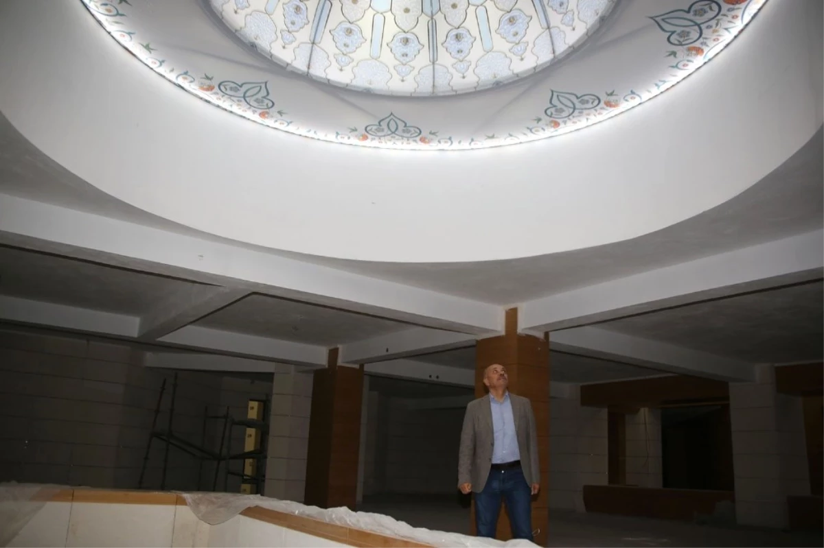 Başkan Çalışkan, Ahmet Yesevi Camisinde İncelemelerde Bulundu
