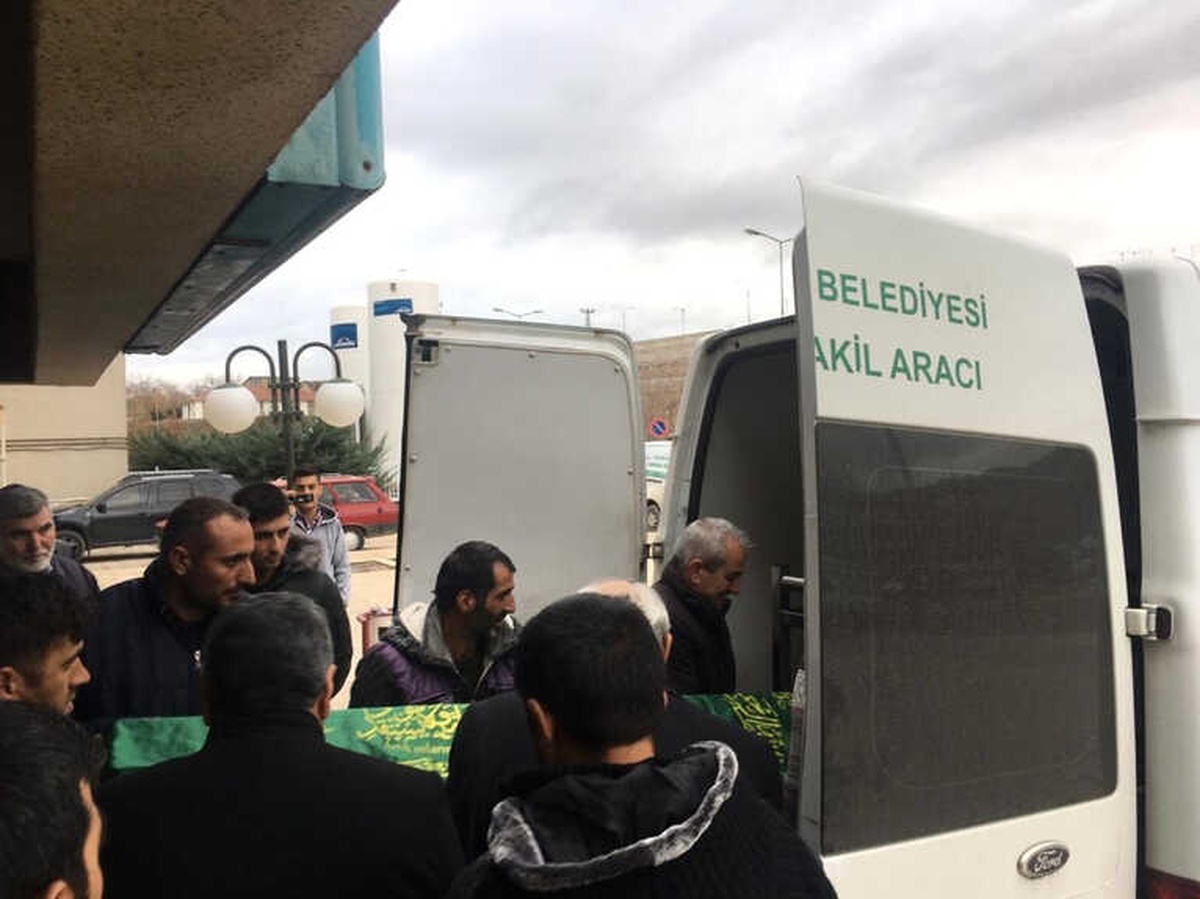 Düğün Hazırlığı Yapıyordu, 21 Yaşında Kalbine Yenildi