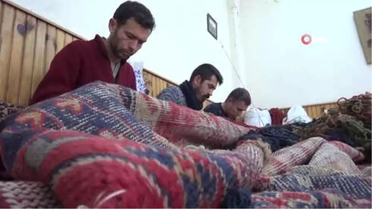 Dünyanın Halıları Sultanhanı\'nda Orijinaline Uygun Olarak Restore Ediliyor