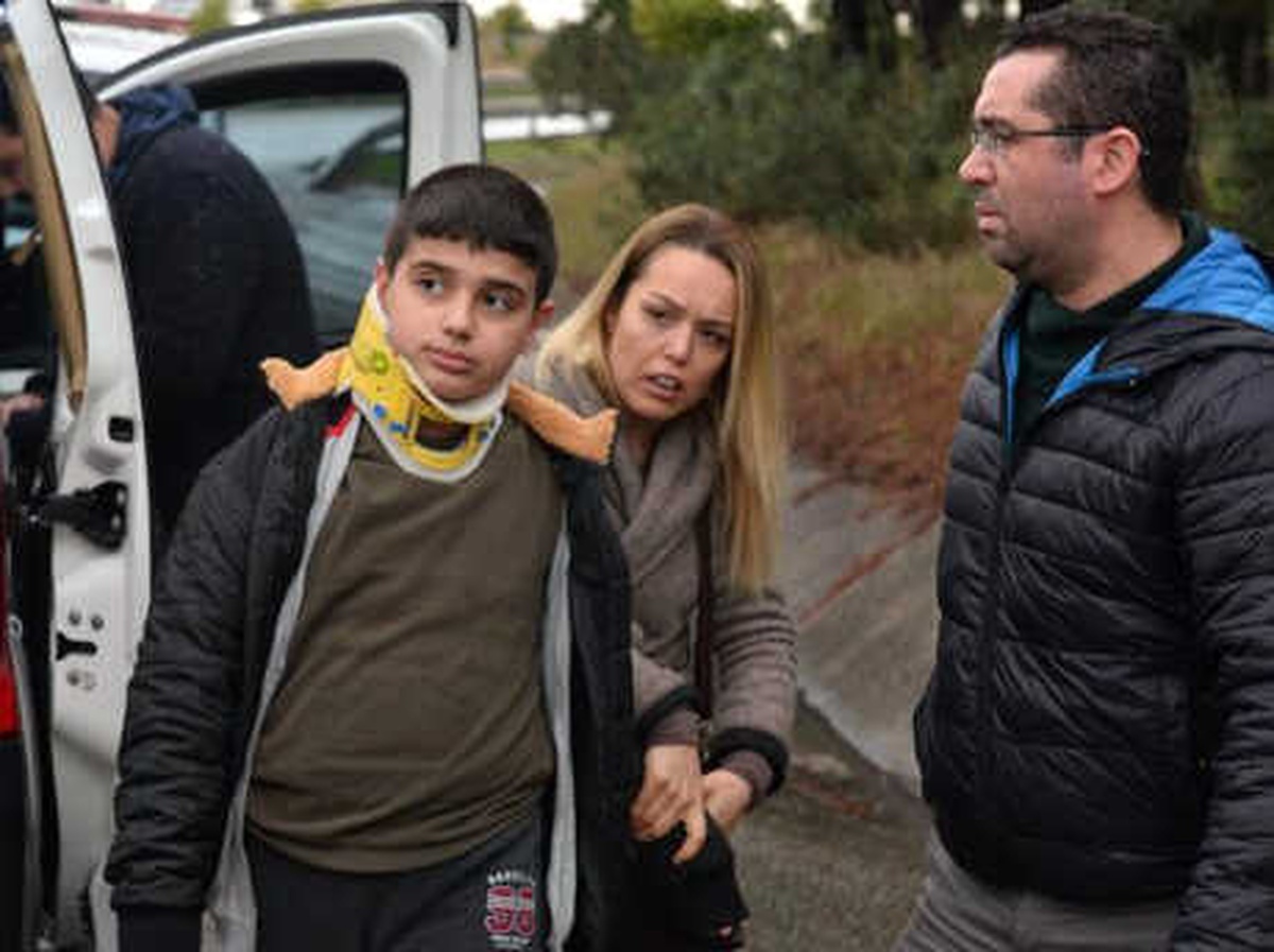 Engelli Rehabilitasyon Merkezi Servisi Kaza Yaptı: 4\'ü Çocuk, 6 Yaralı