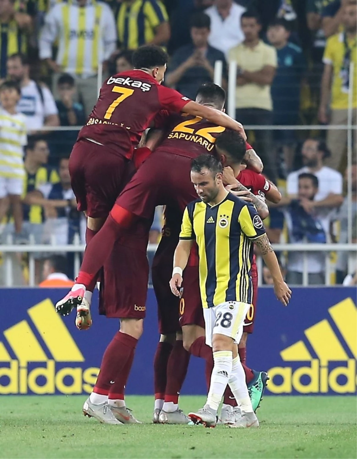 Fenerbahçe 4. Kez 3 Gol Yedi
