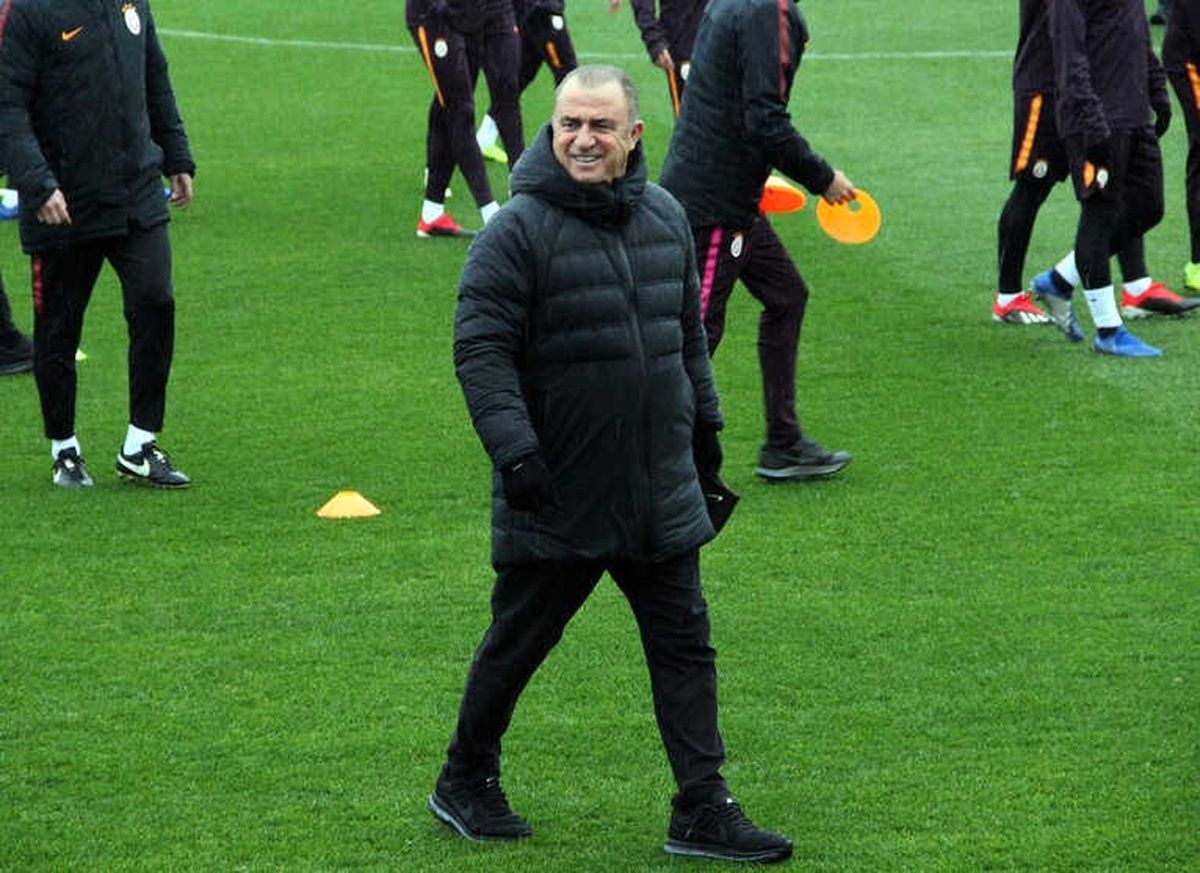 Galatasaray Porto\'ya Hazır