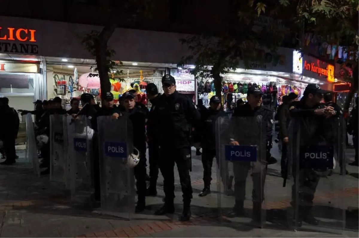 Hdp Batman İl Başkanlığına Operasyon: 27 Gözaltı