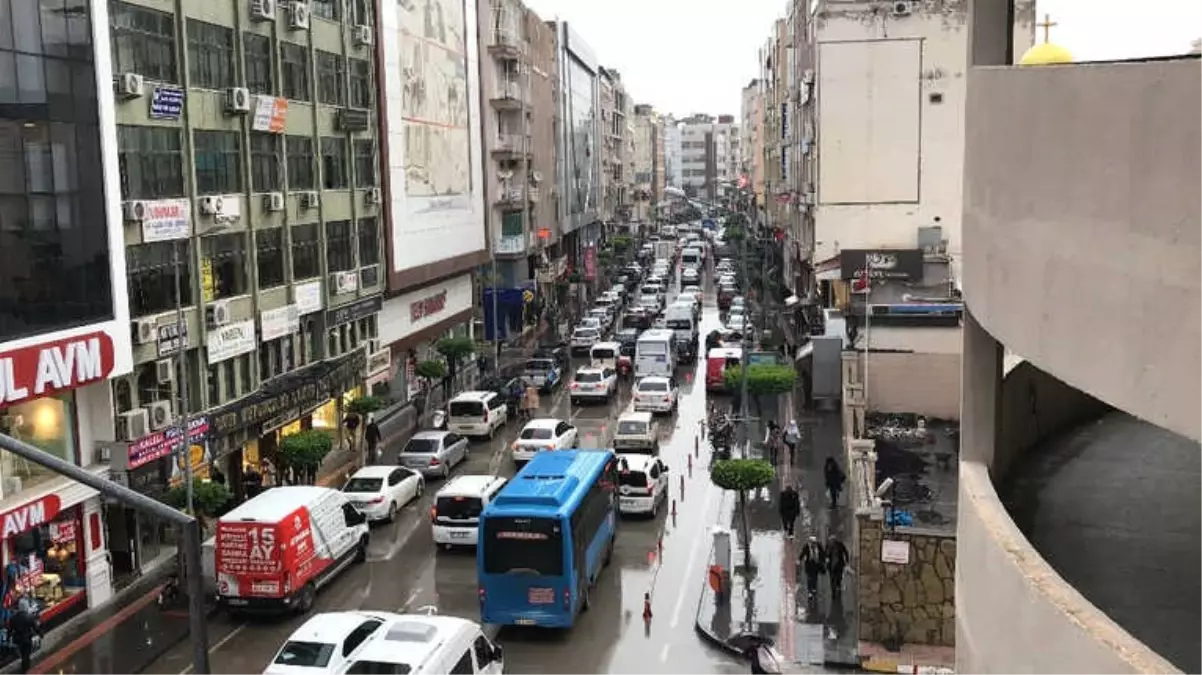 İskenderun\'da Trafik Akış Yönleri Değişti