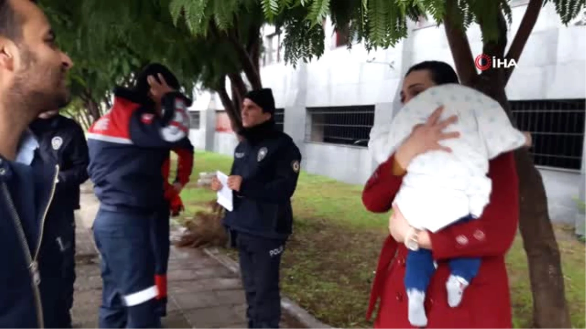 Kapısı Kilitlenen Otomobilde Mahsur Kalan Bebek Kurtarıldı