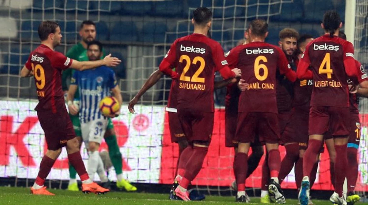 Kayserispor, Ligin Renkli Takımı Kasımpaşa\'yı Deplasmanda 3-0 ile Geçti