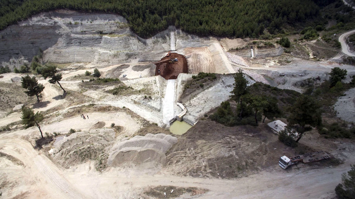 Manisa Gördes Karayağcı Barajında Çalışmalar Hız Kesmiyor