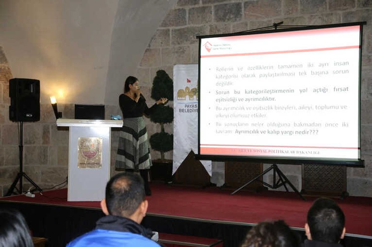 Payas\'ta Cinsiyet Eşitliği ve Kadına Şiddet Semineri