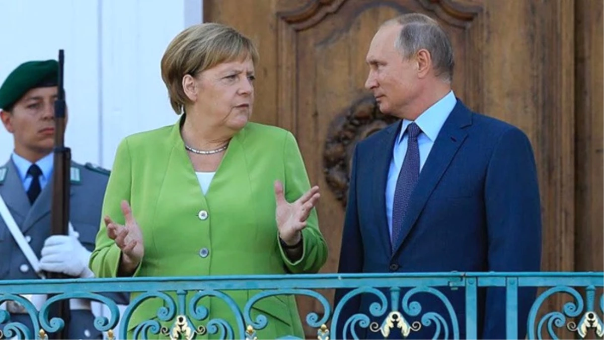 Putin ile Merkel telefonda krizi görüştü