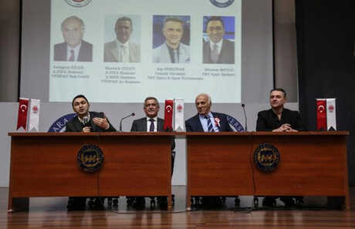 Türfad, \'Var\'ın Türk Futboluna Getirdikleri\' Panelini Düzenledi