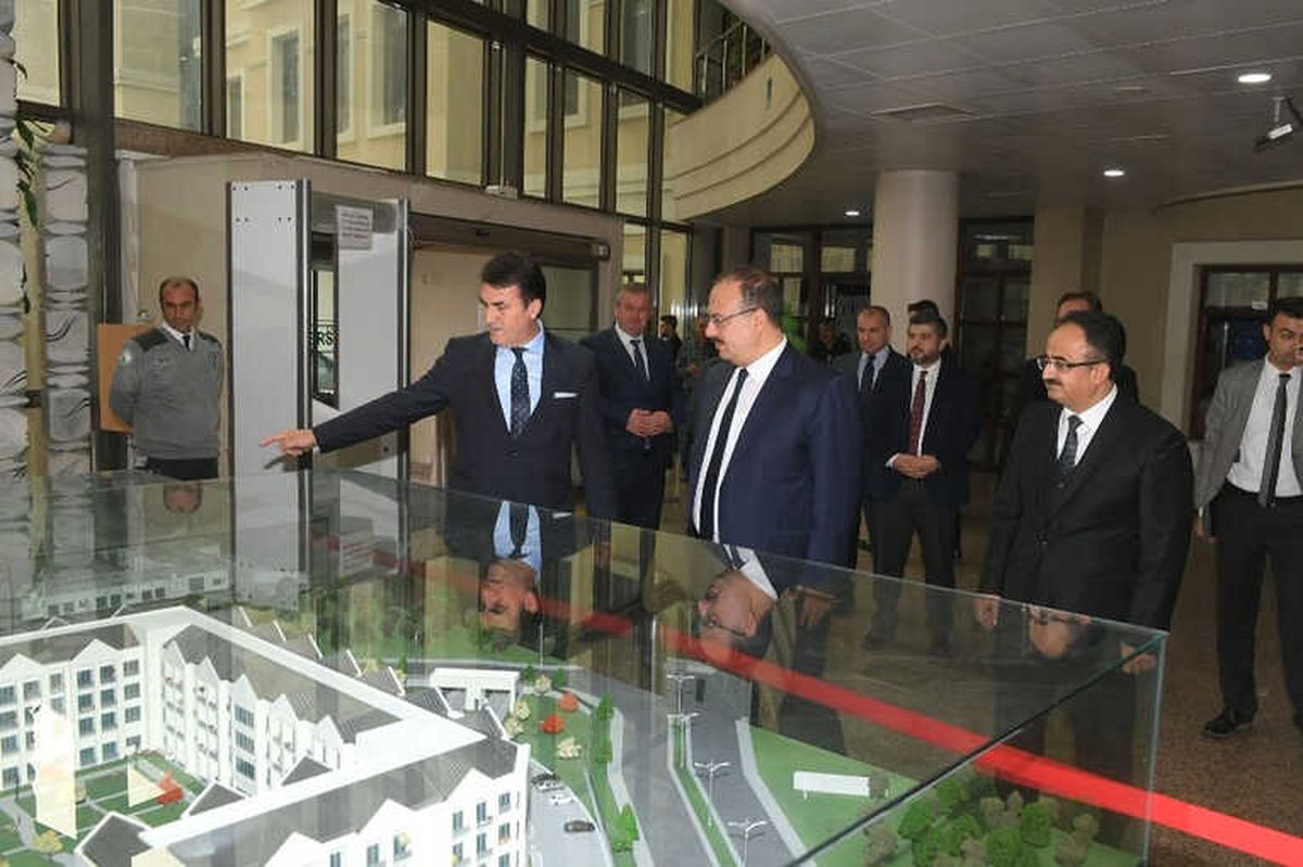 Vali Canbolat\'tan Başkan Dündar\'a İâde-i Ziyaret