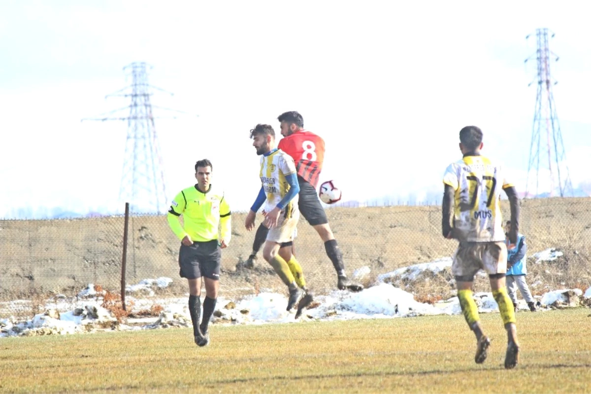 Yüksekova Belediyespor: 1 - Mendere Spor: 1