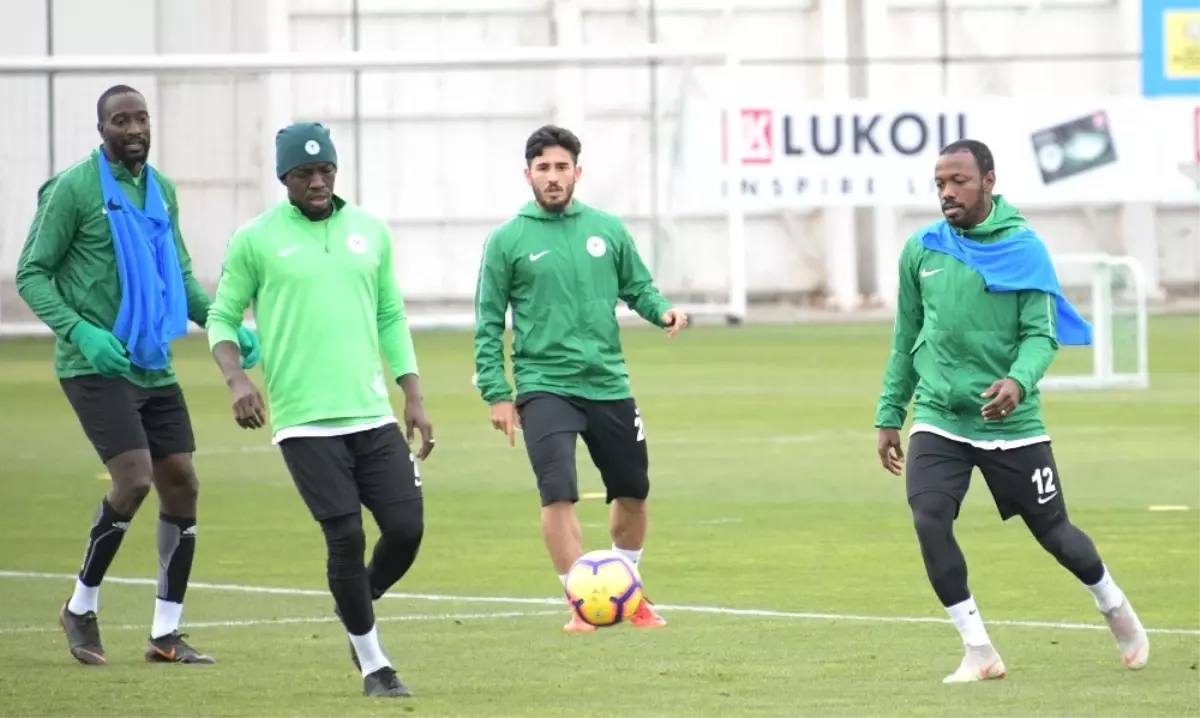 Atiker Konyaspor, Kasımpaşa Maçı Hazırlıklarını Sürdürdü