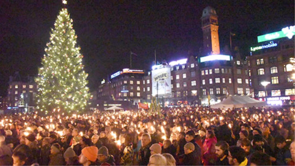 Danimarka\'da Mültecilere Yönelik Sert Yasalar Protesto Edildi
