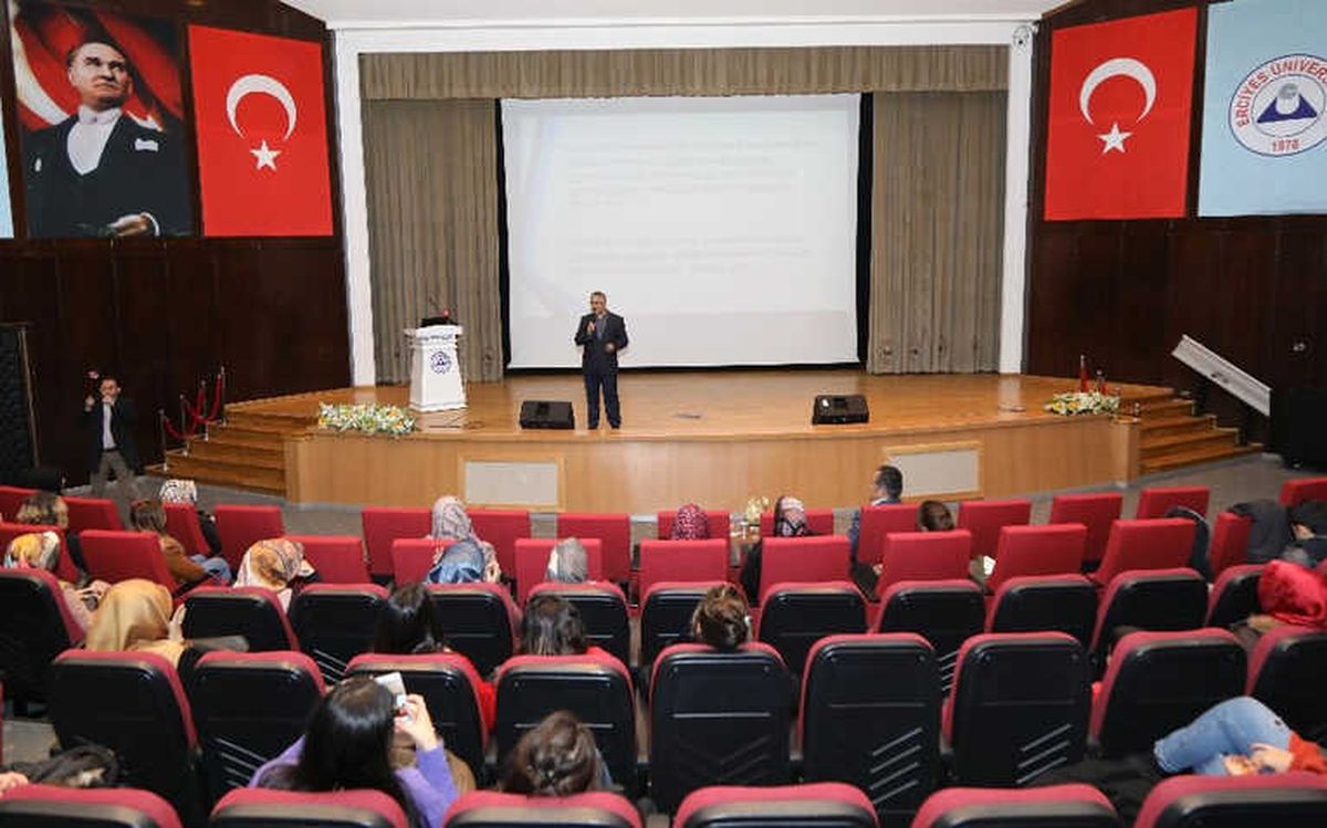 Erü\'de Evlilik Okulu Seminerleri Devam Ediyor