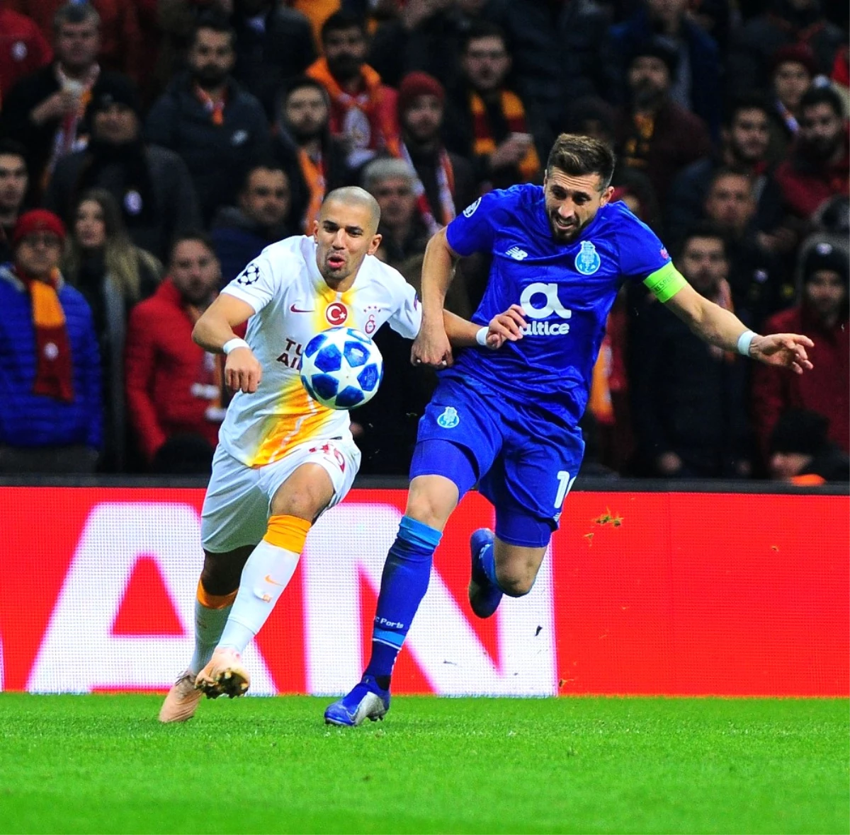 Feghouli Sezonun İlk Golünü Şampiyonlar Ligi\'nde Attı