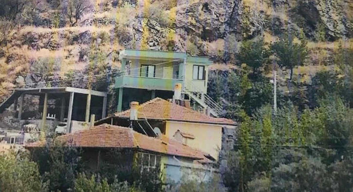 Fetö Sanıklarının Yakalandığı Bağ Evinde Keşif Yapıldı