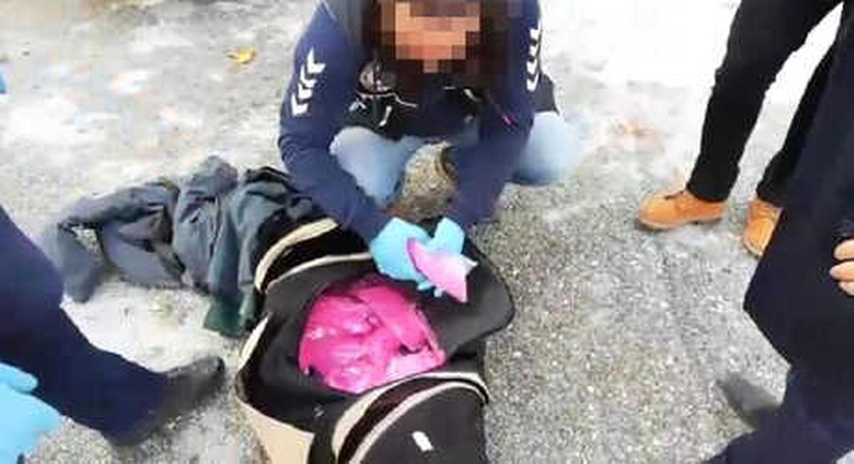İzmir\'de, 30 Bin Uyuşturucu Hap Ele Geçirildi