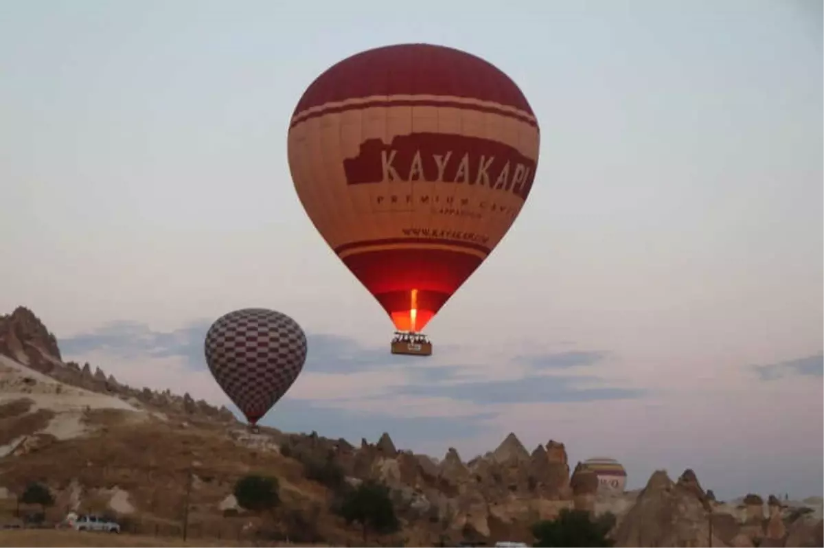 Kapadokya\'da Balon Turları İptal Edildi