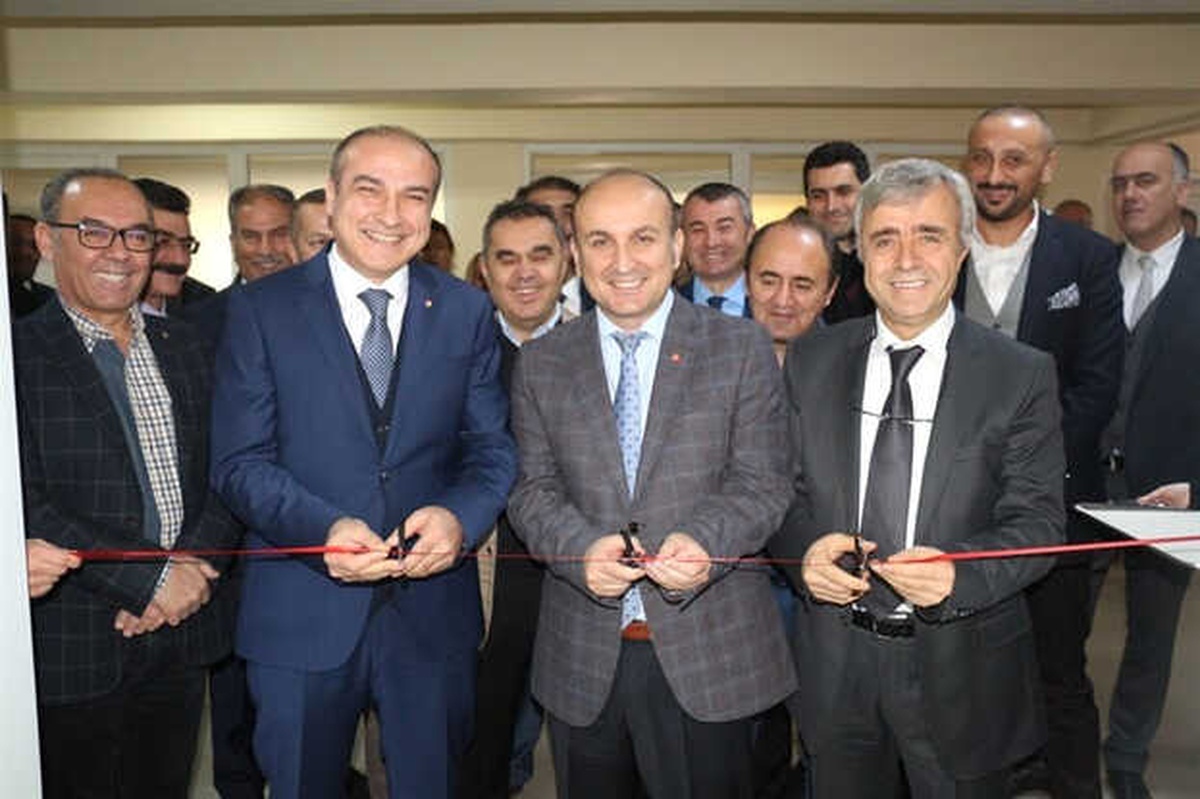 Üniversite-Sektör İşbirliği Merkezi Açıldı