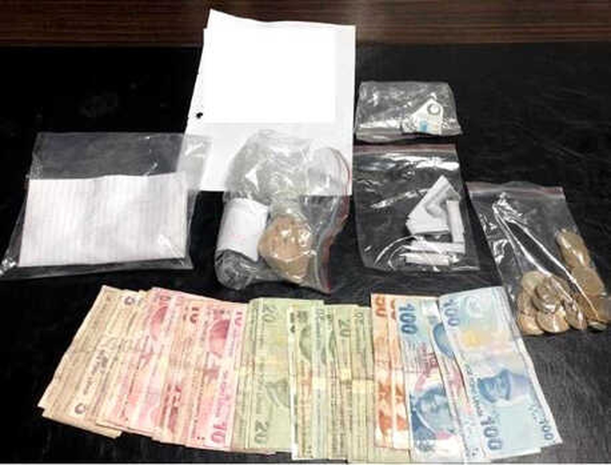 Uyuşturucu Tacirlerine Operasyon: 7 Gözaltı