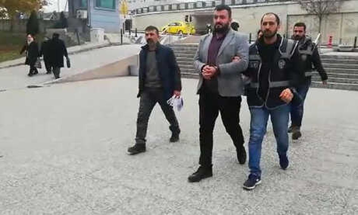 14 Kadını Evlenme Vaadiyle 200 Bin TL Dolandıran \'Casanova\' Lakaplı Kişi Yakalandı