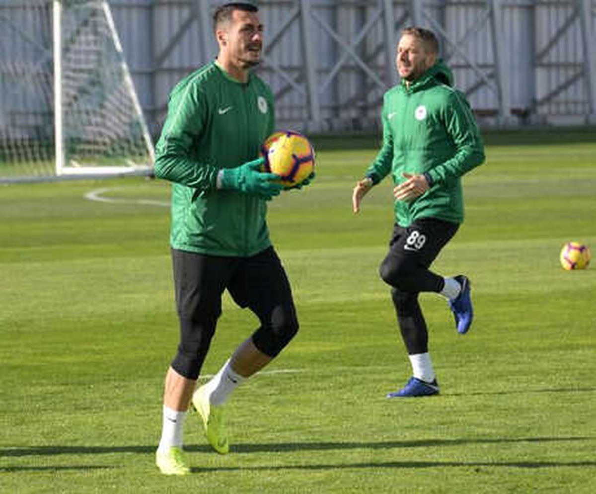 Atiker Konyaspor Taktik Çalıştı