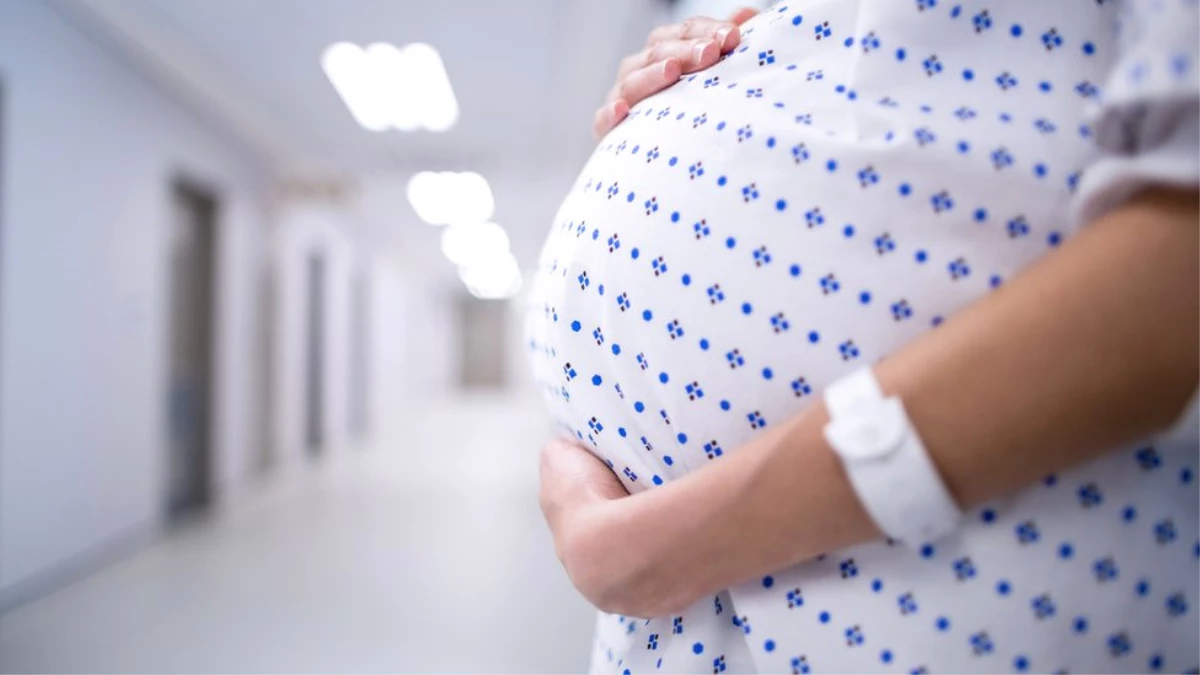 Avustralya: Ağrı Kesici Verilerek Gönderilen Mahkum Hücresinde Tek Başına Doğum Yaptı