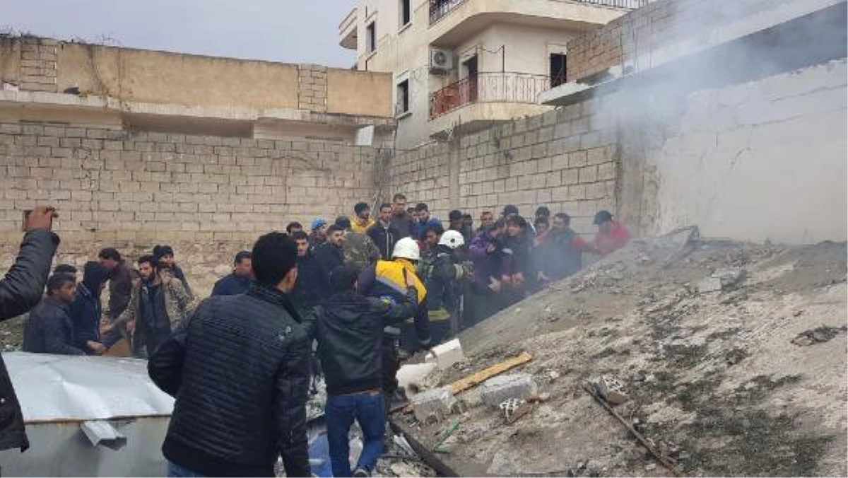 Azez\'de Bomba Yüklü Araç Patladı: 1 Ölü, 20 Yaralı