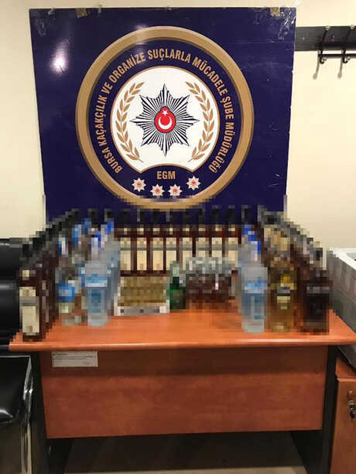 Bursa\'da Kaçak İçki Operasyonu: 7 Gözaltı
