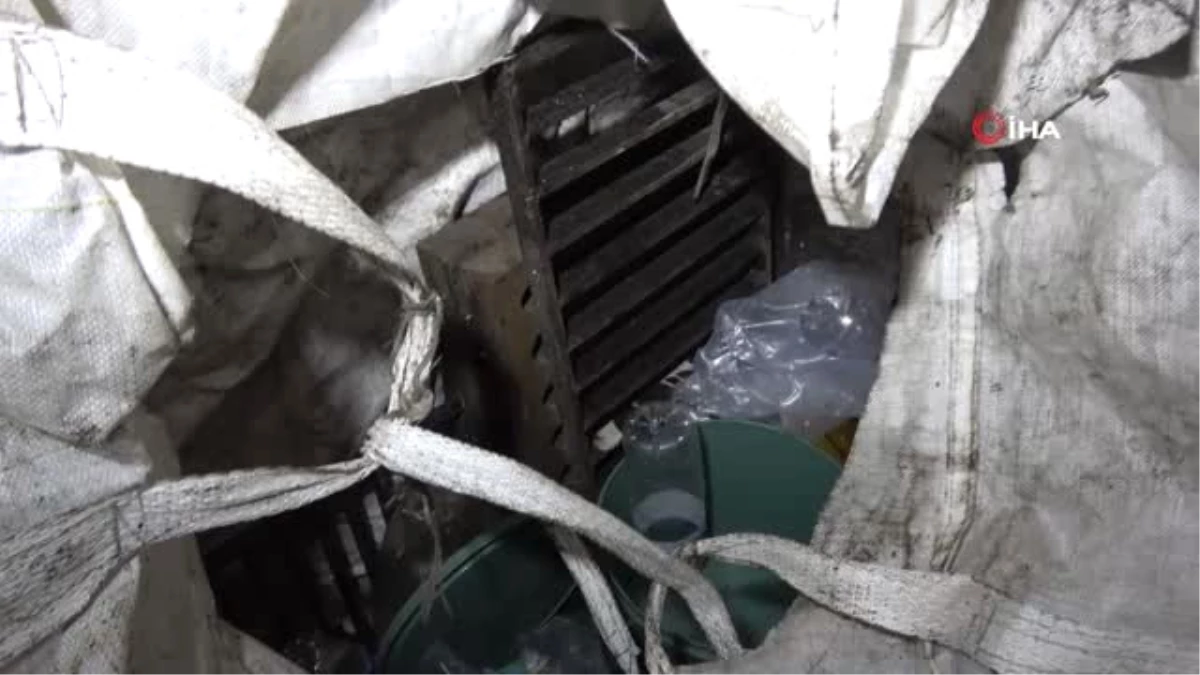 Buski\'ye Ait Kanalizasyon Kapaklarını Çalan Hırsız Bekçiler Tarafından Yakalandı