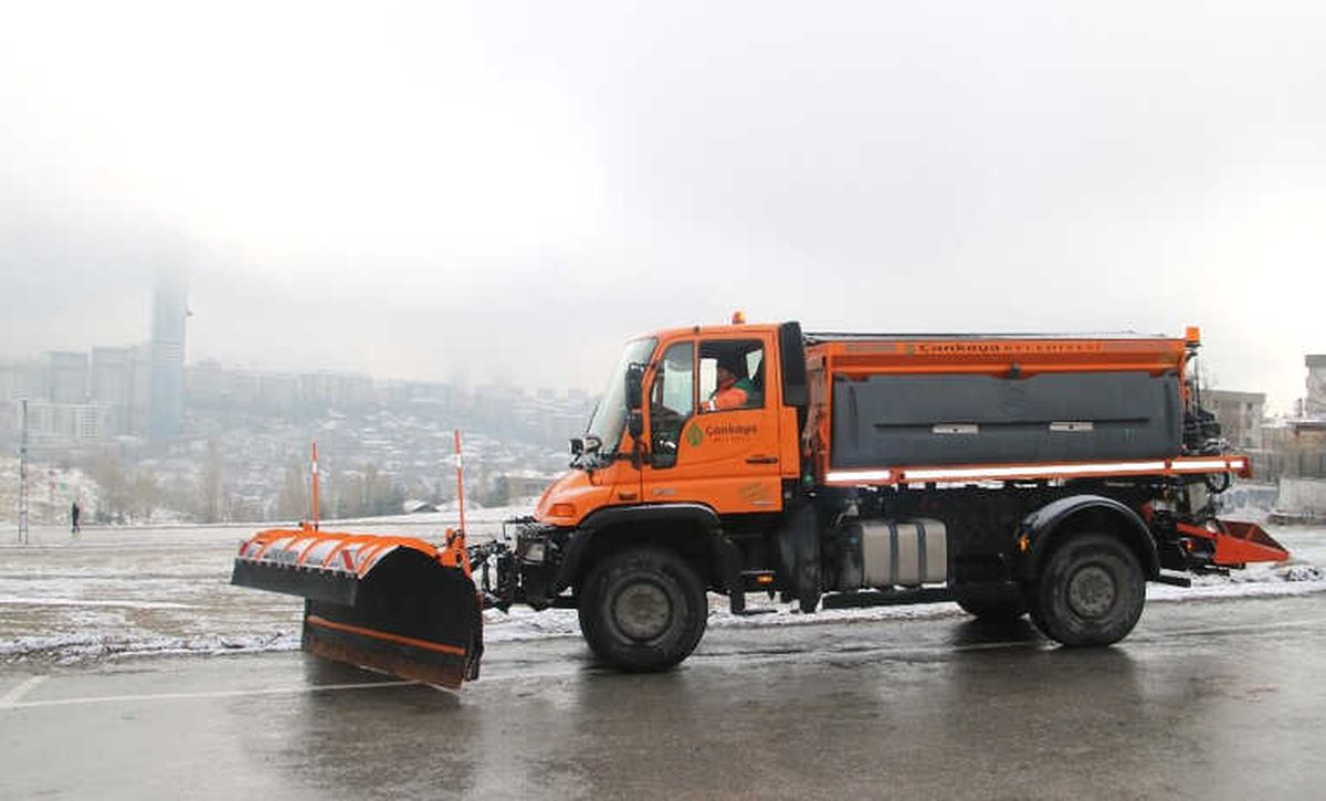 Çankaya\'dan Kar Yağışına Karşı Acil Müdahale