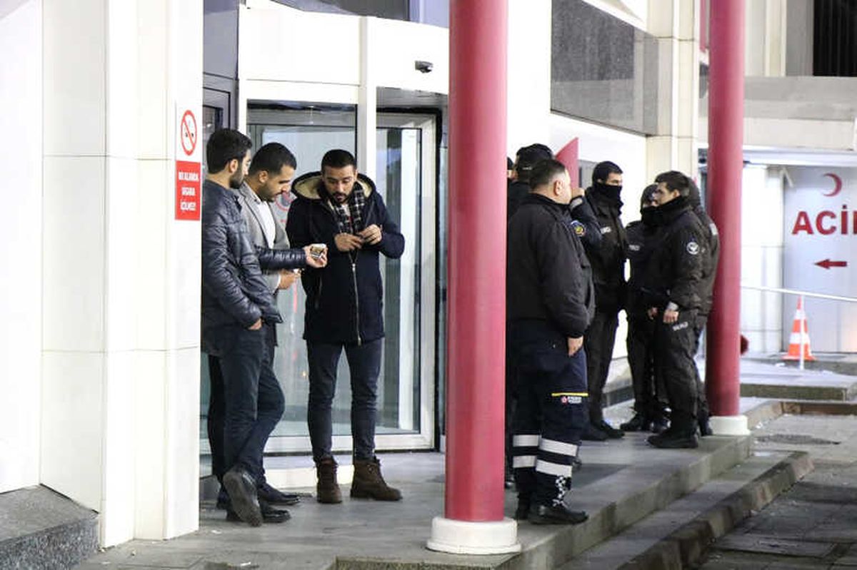 Dur\' İhtarına Uymayan Araca Ateş Açıldı: 1 Ölü